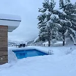 Mountain House Lisinska Rosa 빌라 Brdo