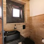 빌라 Mountain House Lisinska Rosa