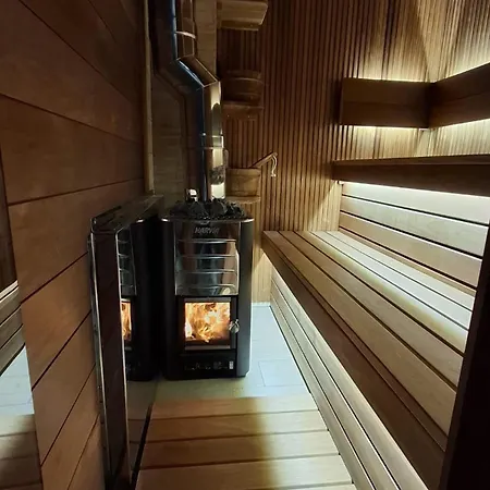 Mountain House Lisinska Rosa *