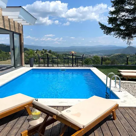 Mountain House Lisinska Rosa 别墅 *