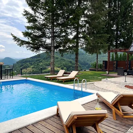 Mountain House Lisinska Rosa 别墅 *