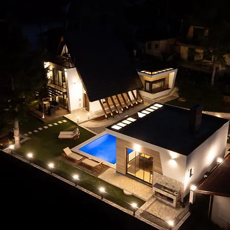 Mountain House Lisinska Rosa 别墅 Brdo