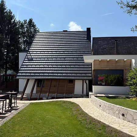 Mountain House Lisinska Rosa 别墅 *