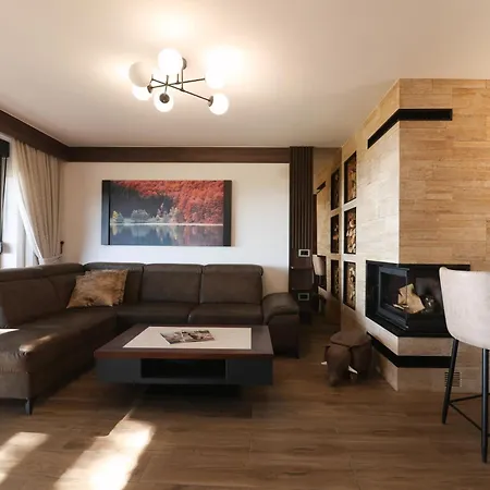 Mountain House Lisinska Rosa